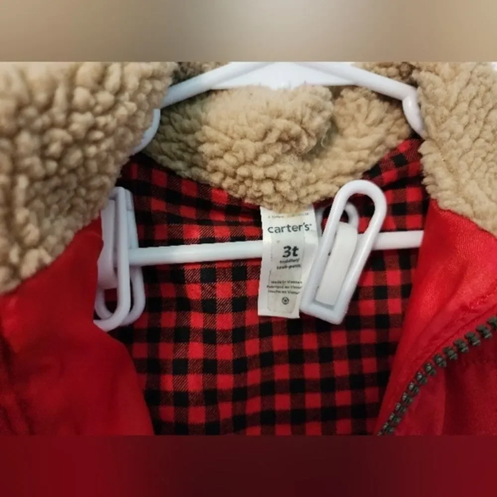 Cutest adorable dapper kids 3T puff best with plaid inside and accebts. Like new